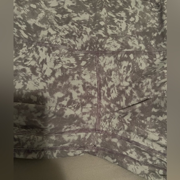 Lululemon Align Crop 21" Legging size 10 - Picture 3 of 5